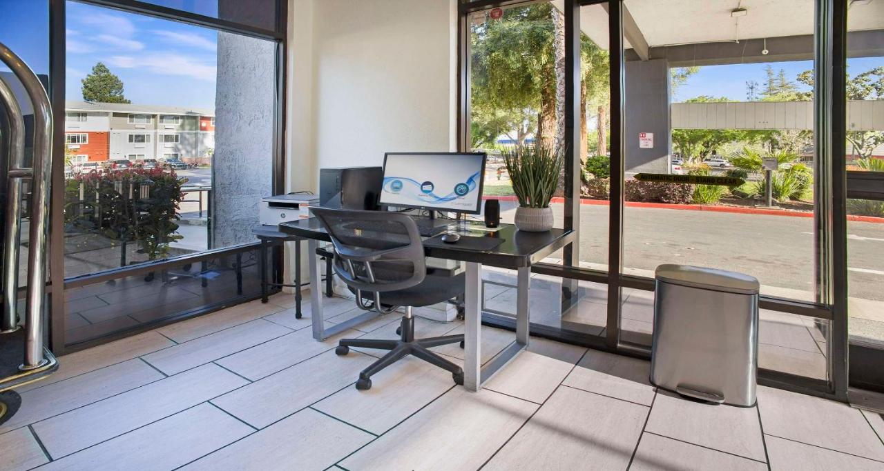 SureStay Plus Hotel by Best Western Sacramento North — photo 12