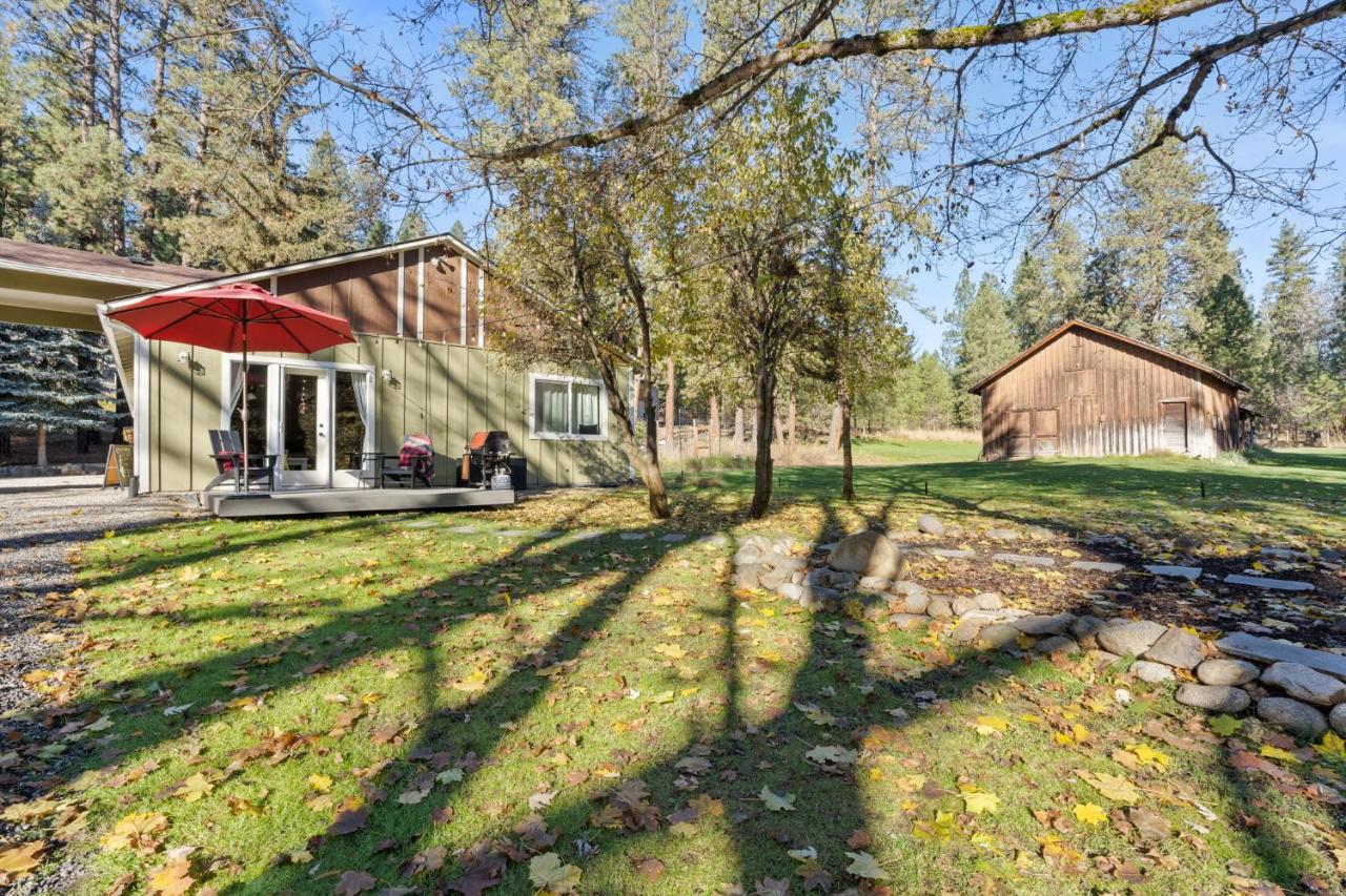 Quiet Waterfront Cottage on the Little Spokane River — photo 6