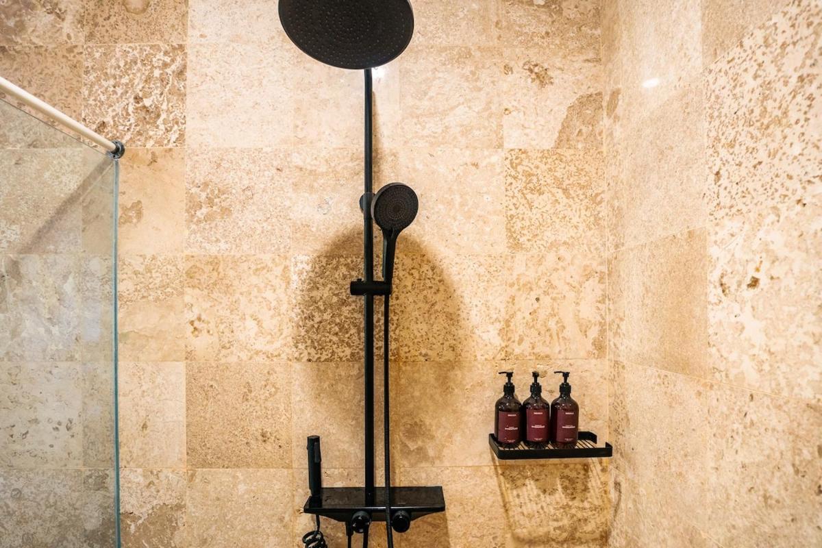 Central Cozy Villa 3BR 5min walk to shops, beach - 3