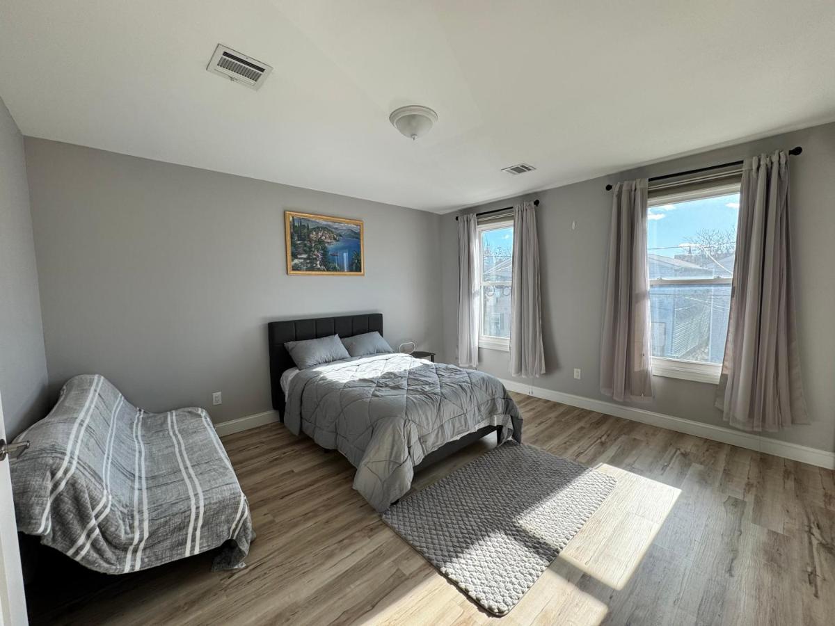 Luxury Modern Apt near NYC - 2