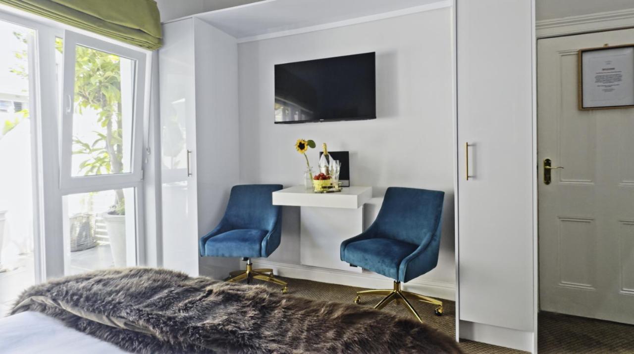 The Villa Rosa Hotel & Self-catering Apartments - 4