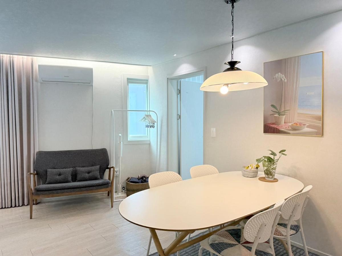 L9 Stay In Hongdae - 5