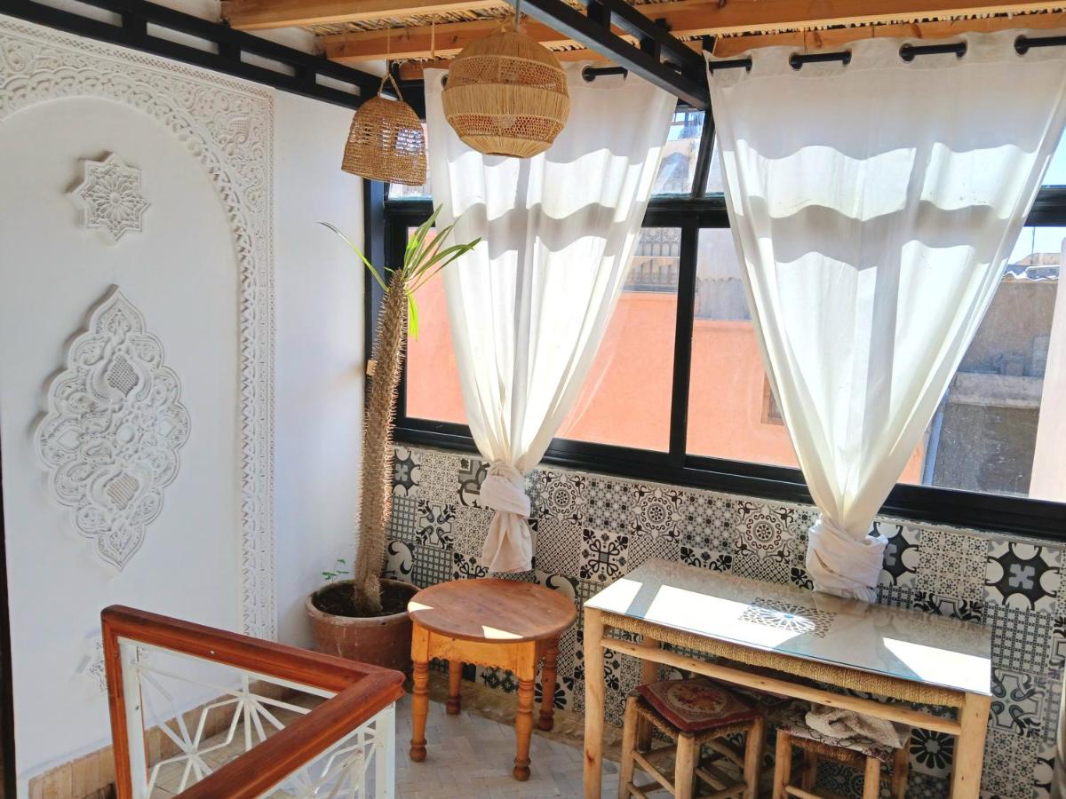 Douria FARAH, Authentique - 4