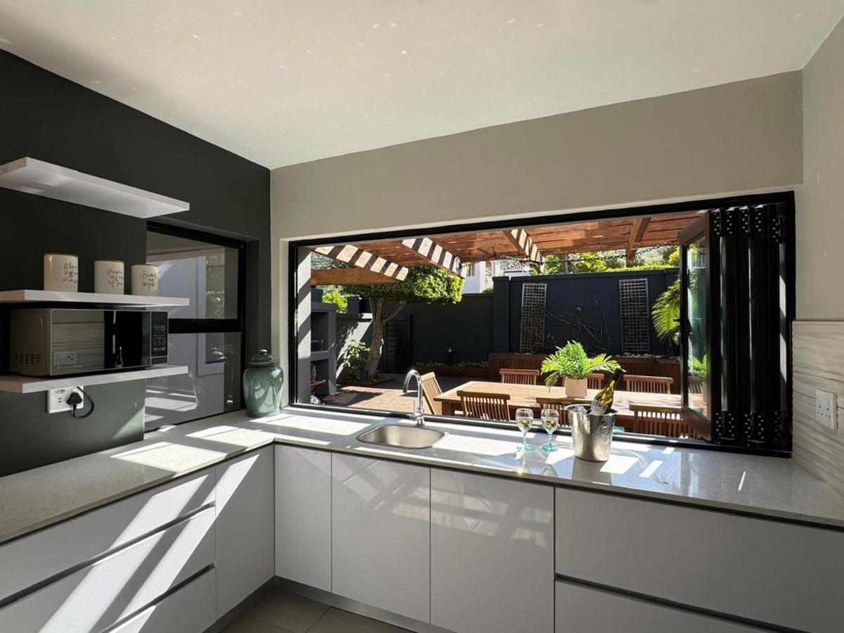 Hout Bay Luxury Home - 5