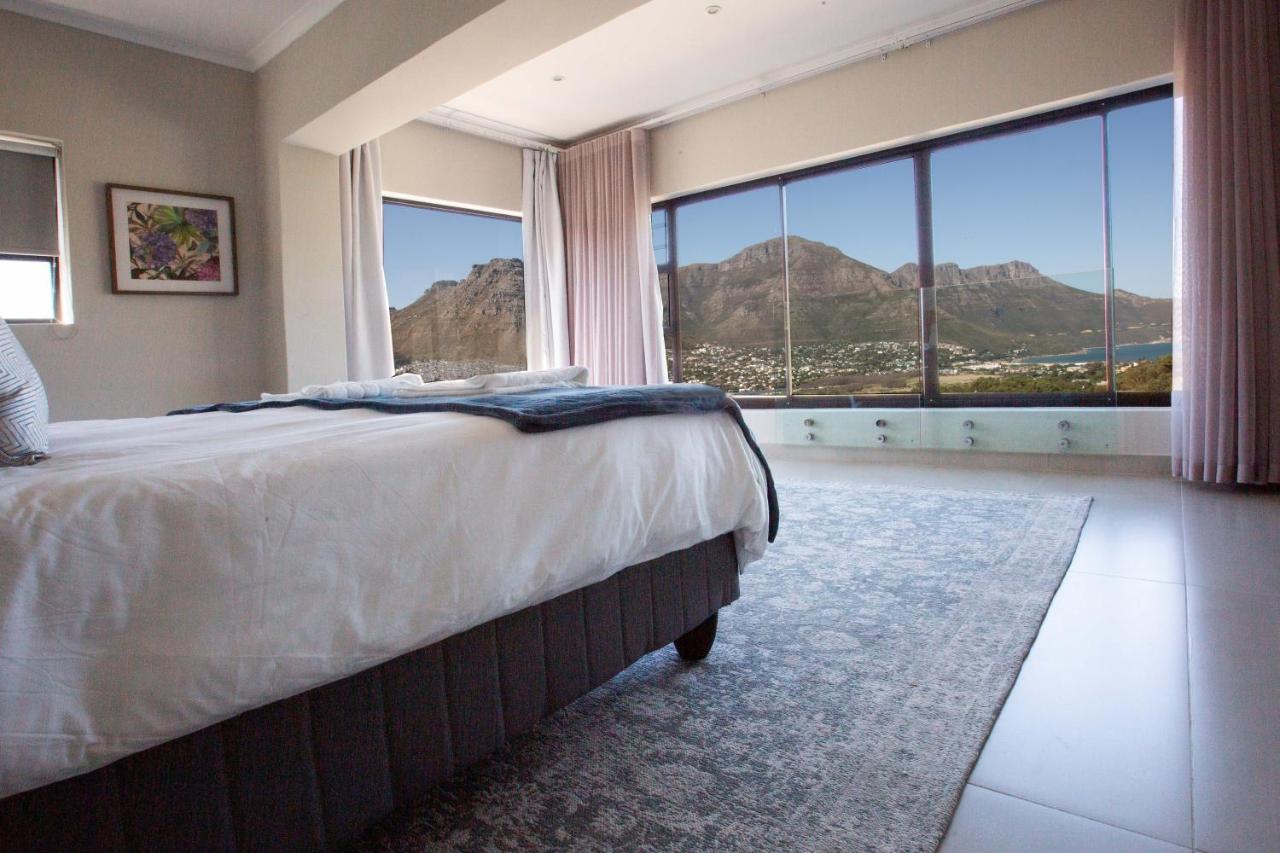 Hout Bay Luxury Home