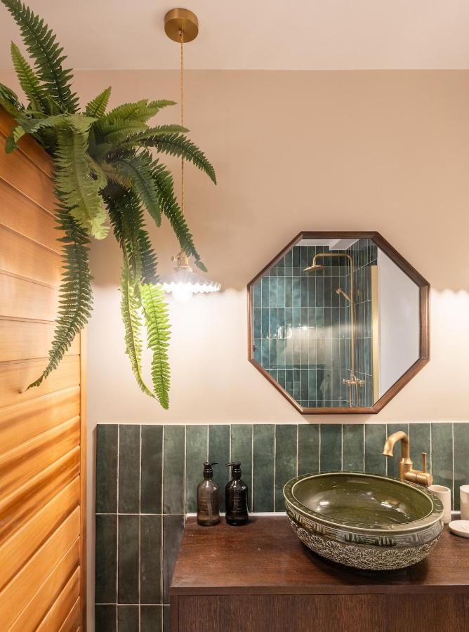 Parisian duplex in Marais with sauna - 3