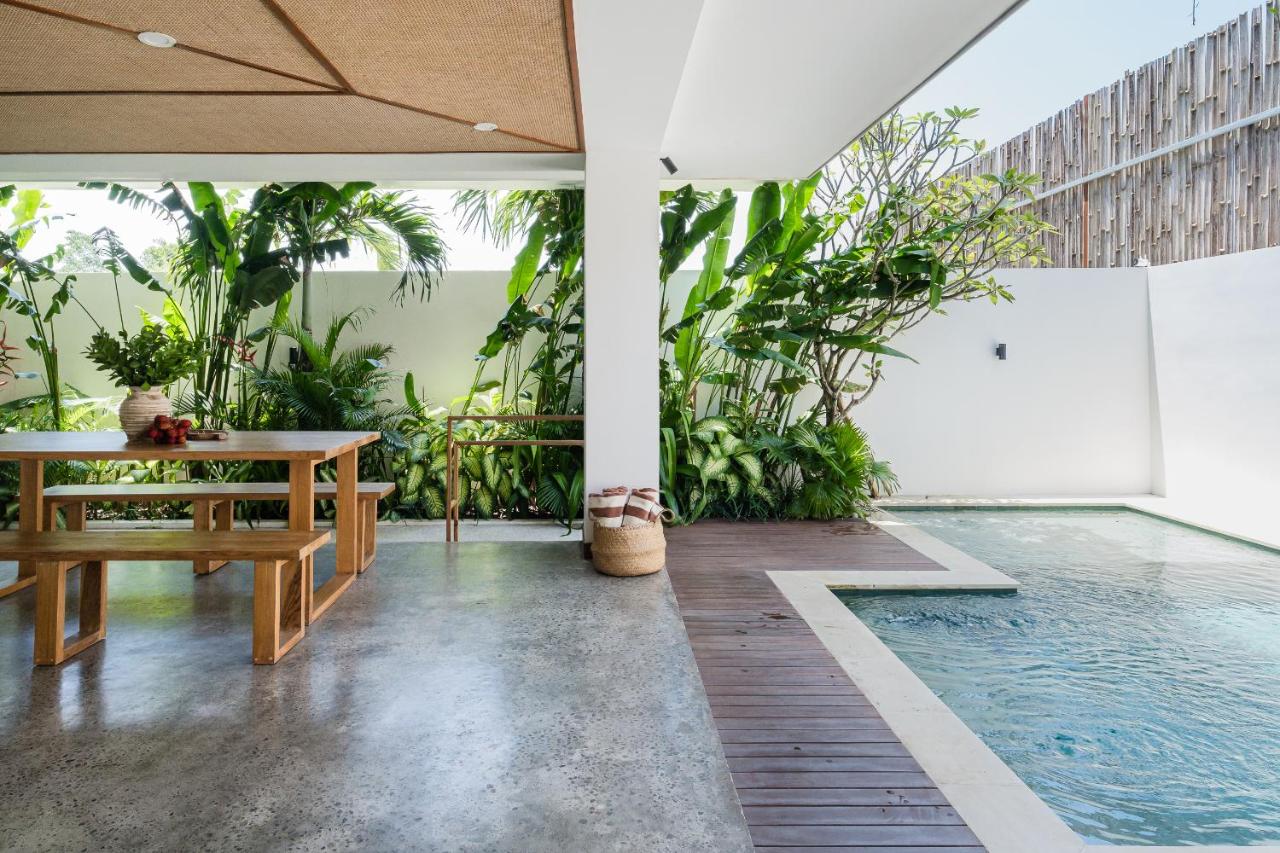 Treetop 5 - Traditional, modern 3-story villa w ocean views
