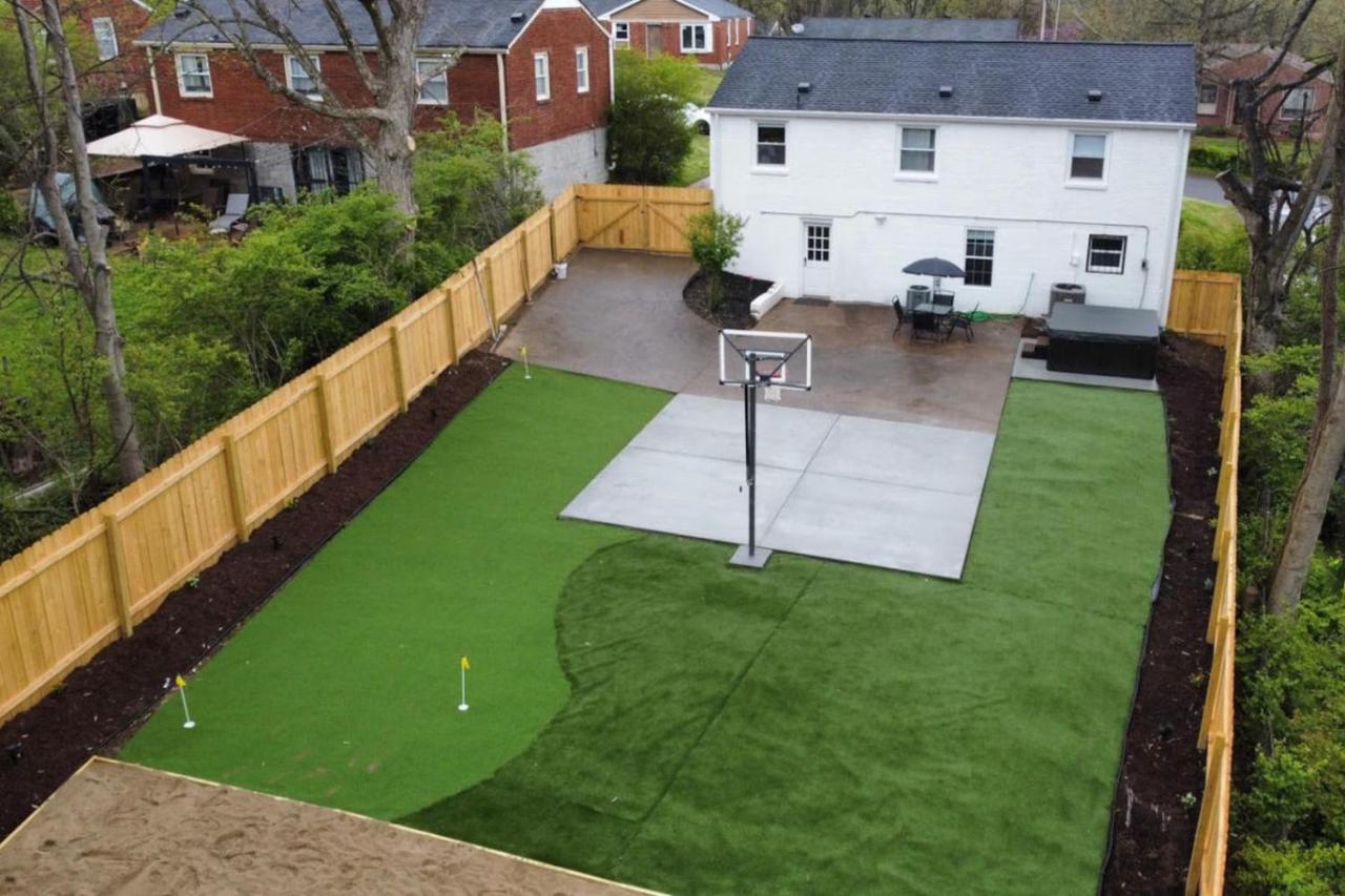 New Listing The Playhouse with Spa Games & More