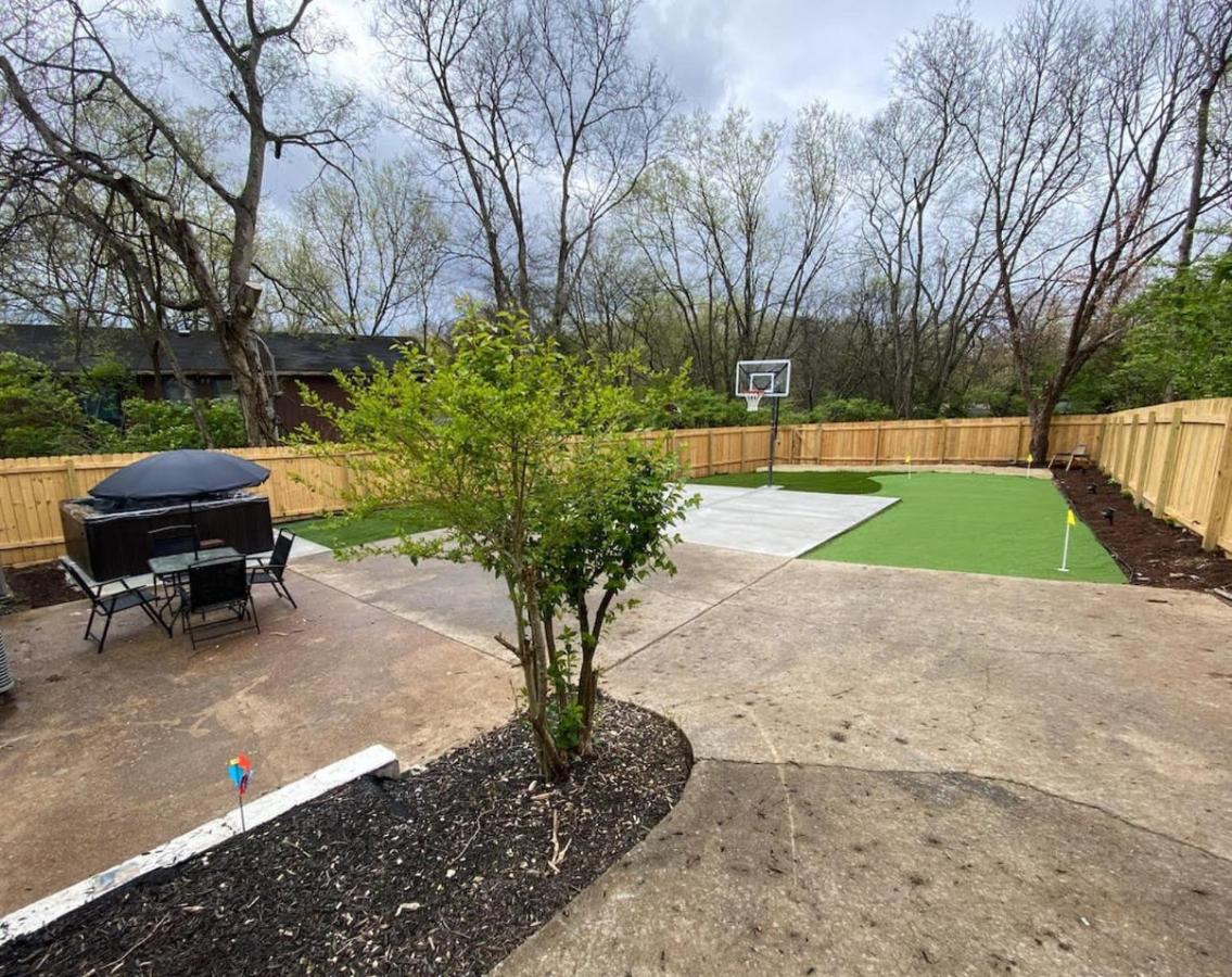 New Listing The Playhouse with Spa Games & More - 2