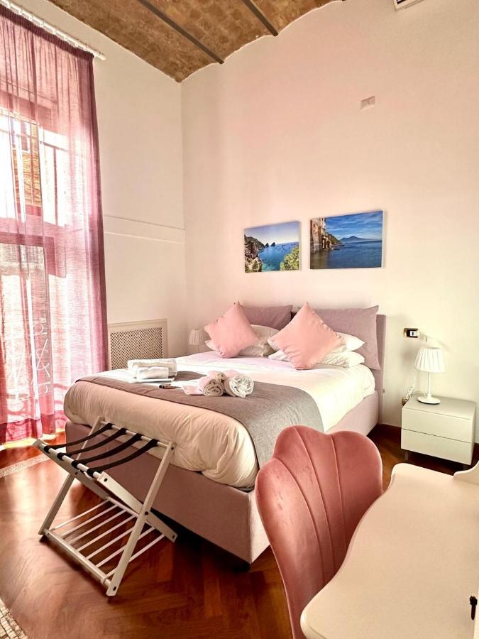 Pink Star Napoli Luxury Apartment