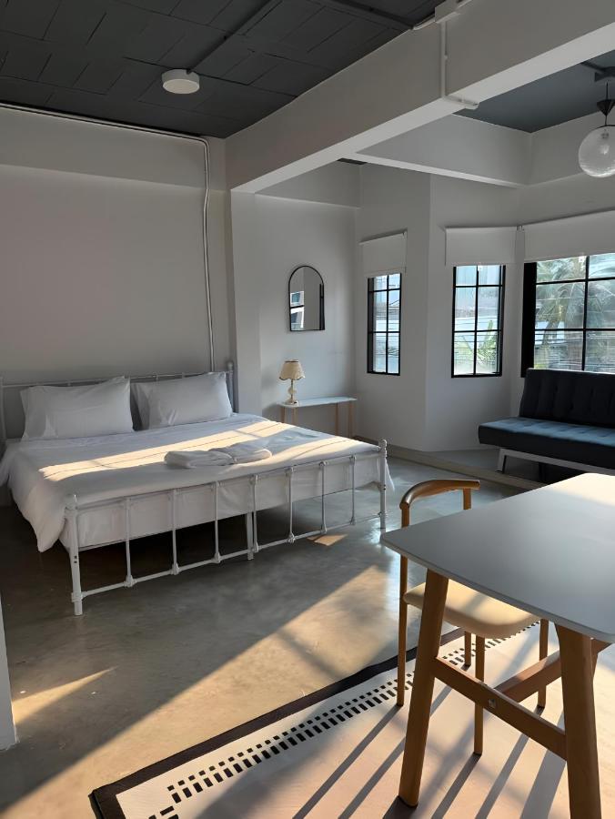 Yellow Place Sukhumvit Soi 2 -เยลโล เพลส สุขุมวิทซอย 2 Pro