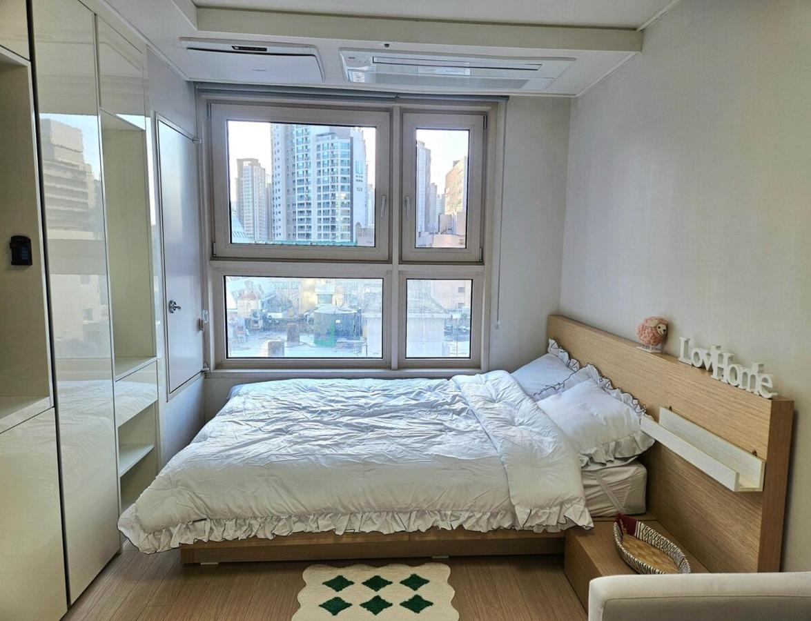 2503# Quiet Premium stay# The Vogue Grande Retreat# All-new furniture, extra-large bed# Sinnonhyeon 1min