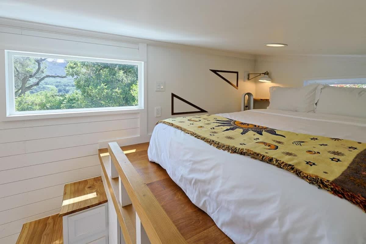 Topanga Canyon Oasis by Colby & Conrad - 2