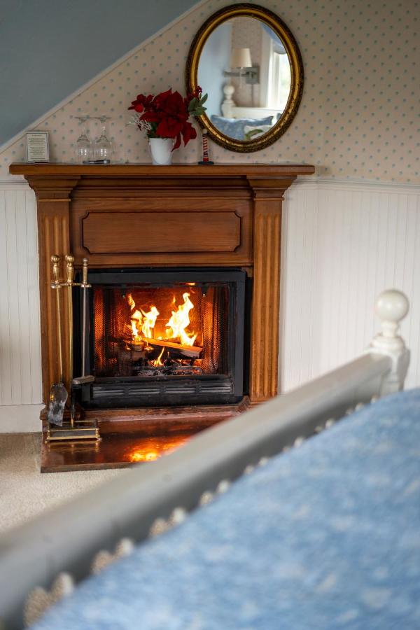 Headlands Inn Bed and Breakfast — photo 16