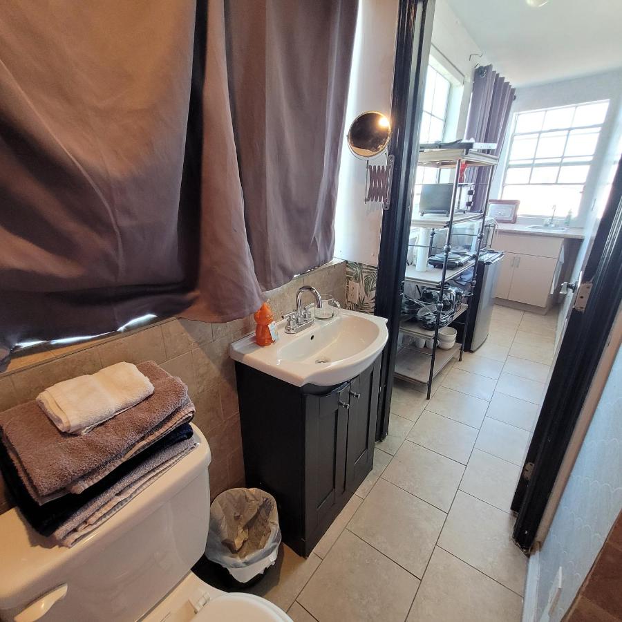 LA Getaway Oasis - 3