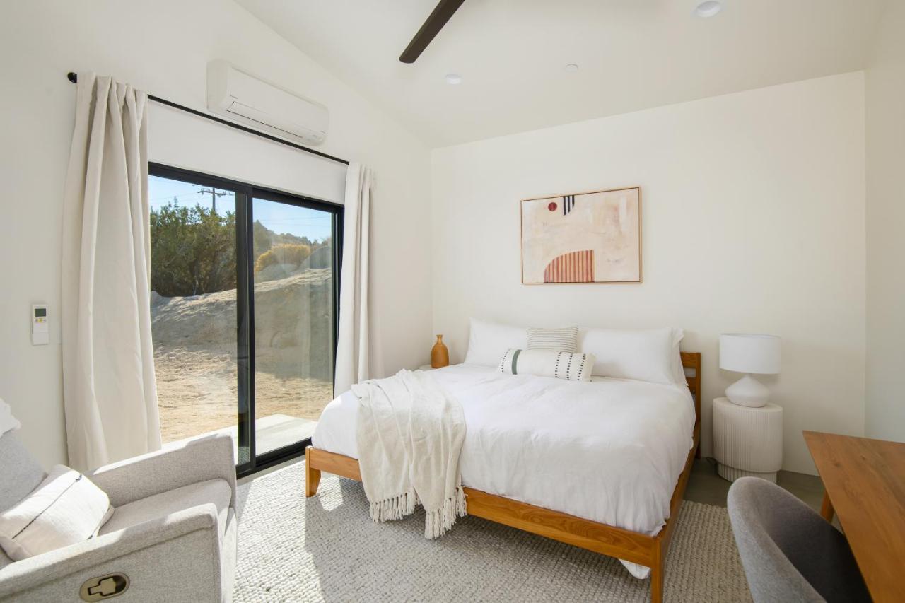 J&B Desert Hideaway — photo 7