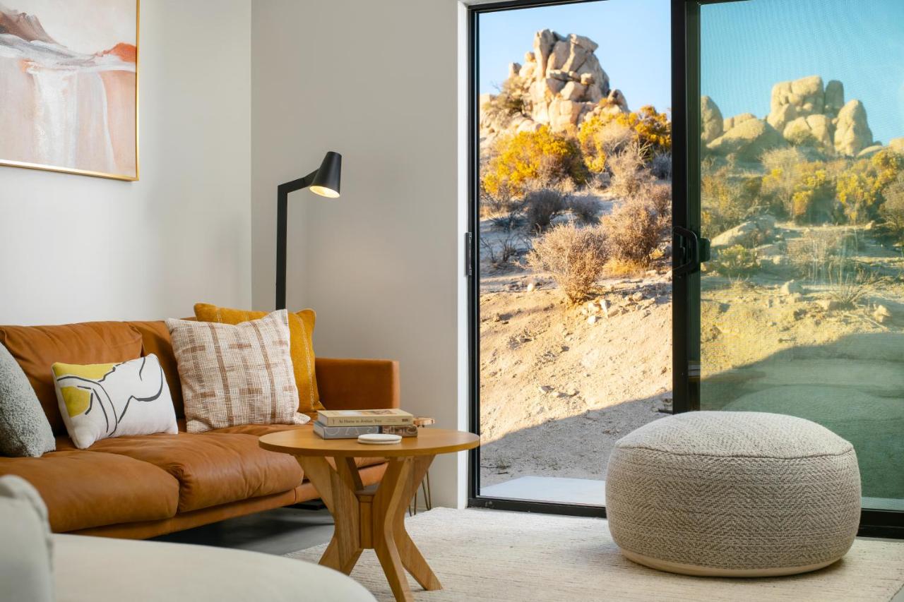J&B Desert Hideaway — photo 18