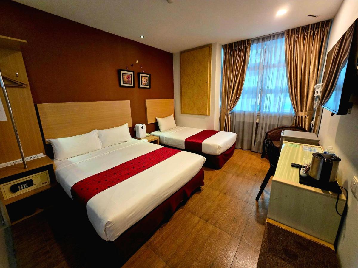 Eight Days Boutique Hotel - Permas Jaya