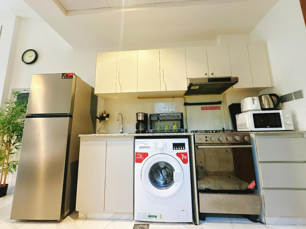 Luxury Oasis - Burj Khalifa Views - 5