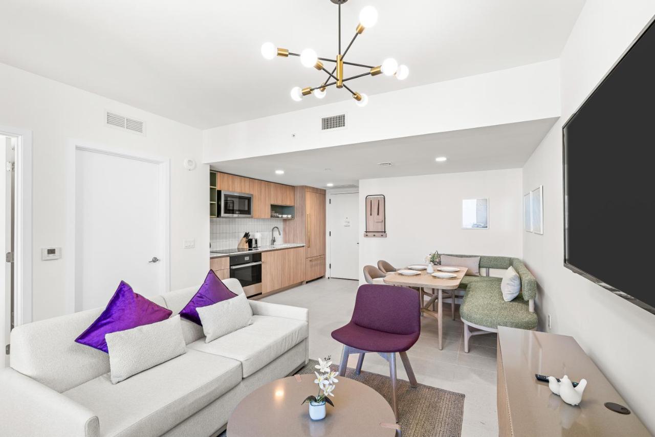 NEW 28th Floor unit - Breathtaking Bay and Downtown Views - 5