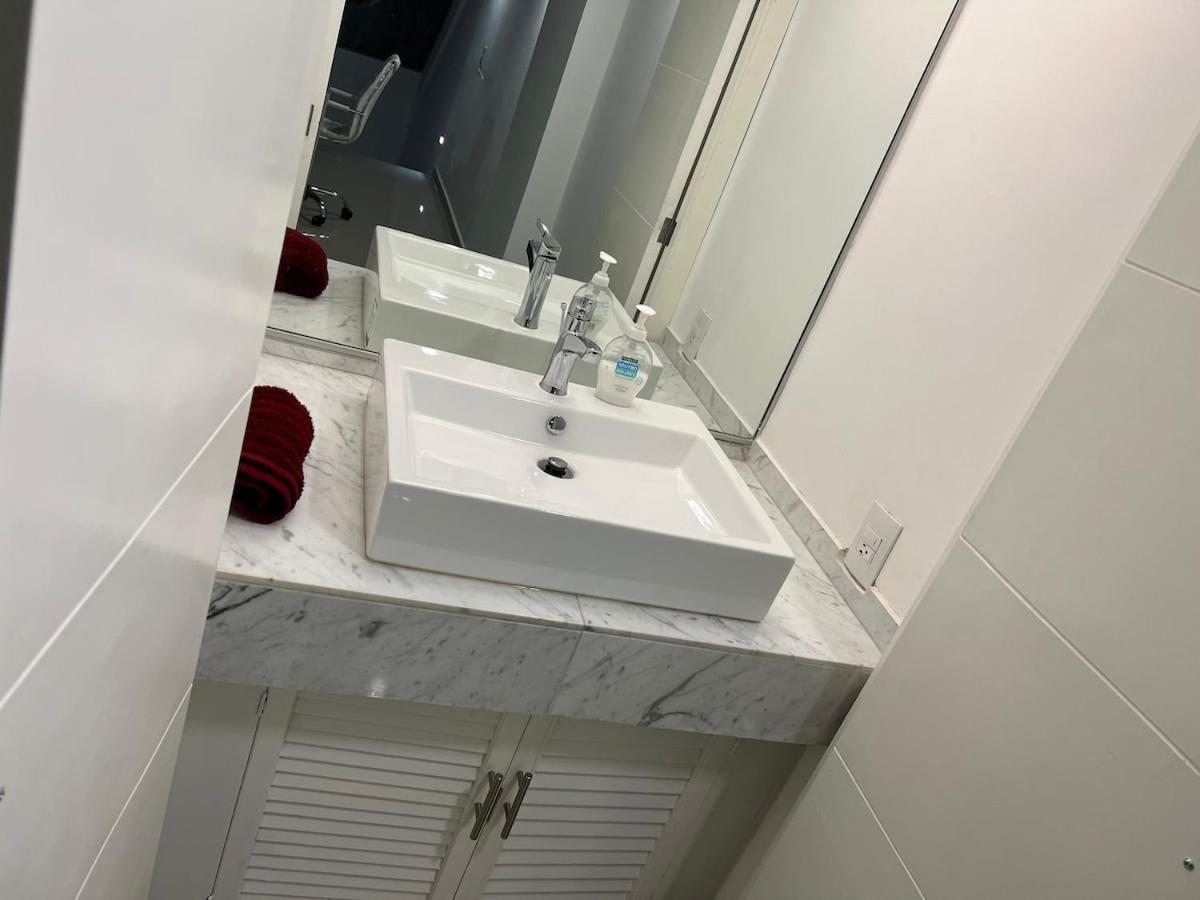 Spectacular PH with office in front of Perisur - 4