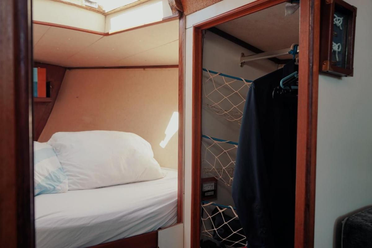 Cozy Lisbon Marina Sleepaboard - Sail Away - 5