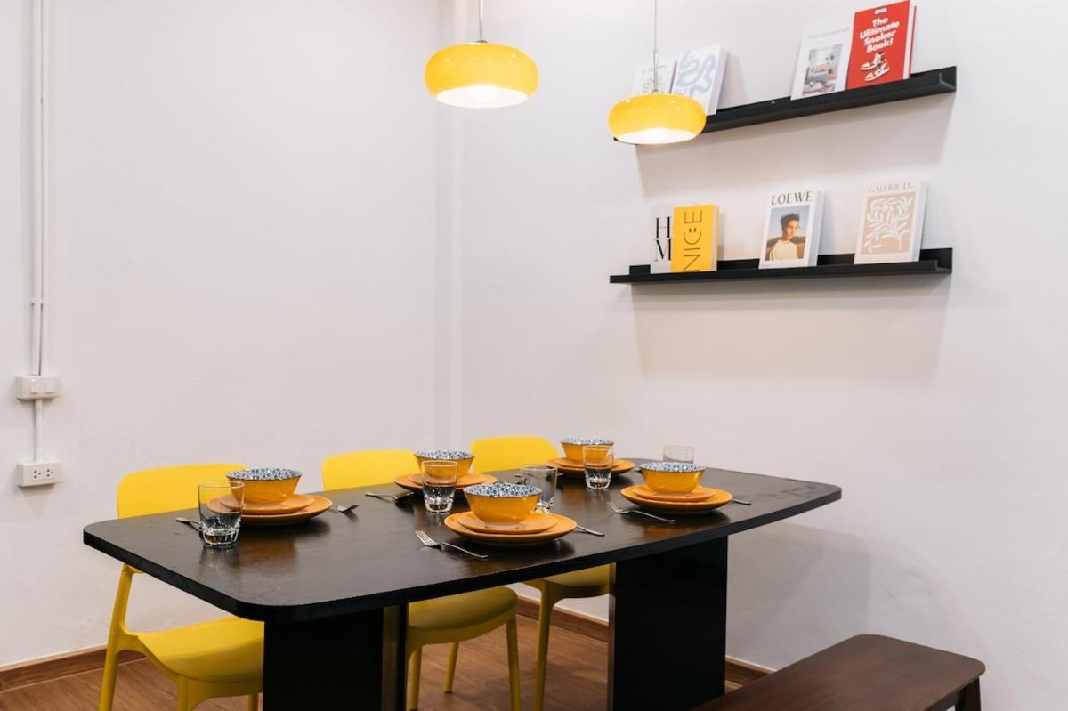 Home 18 - Cozy Hideout in Bangkok - 2