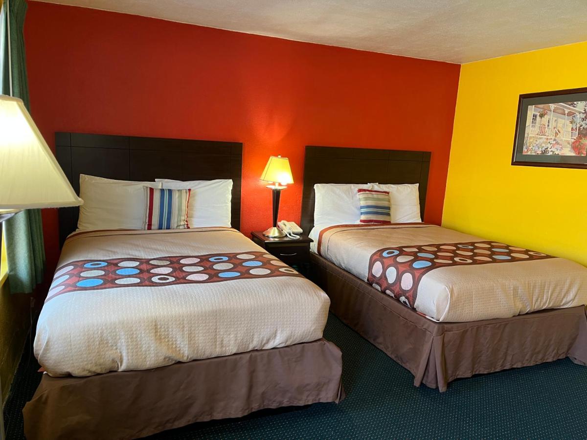 Holly Motel — photo 9
