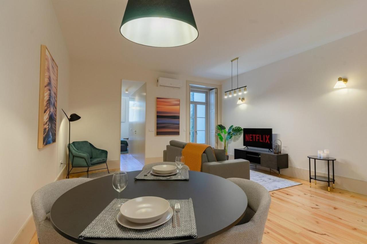 Spacious apartment with patio at historic center - 5