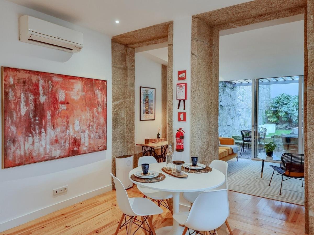 Gorgeous studio with great private terrace and AC - 4