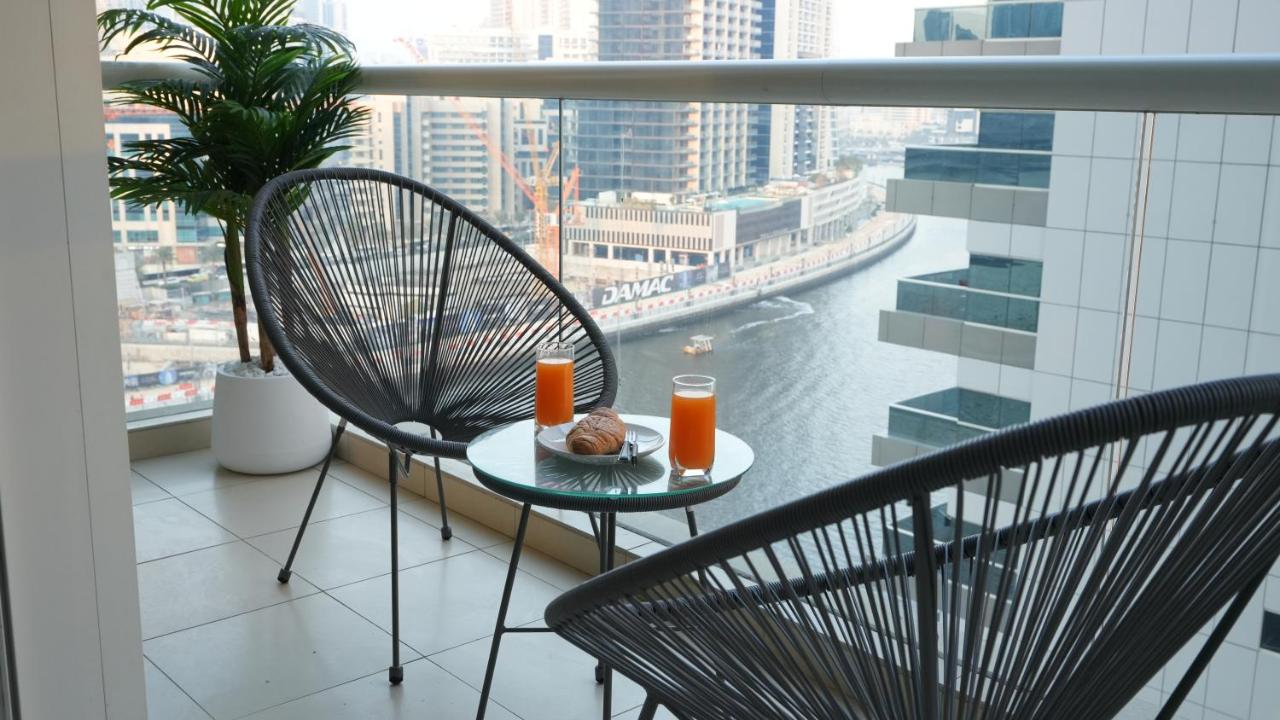 1BHK full canal view apartment in Business bay ! - 5