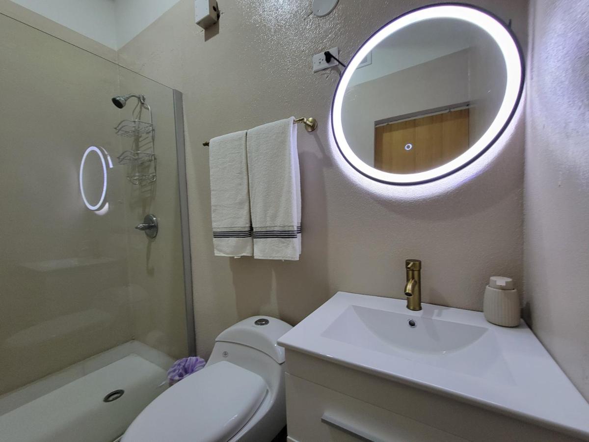 Luichy's Seaside Hotel at Playa El Combate - 5