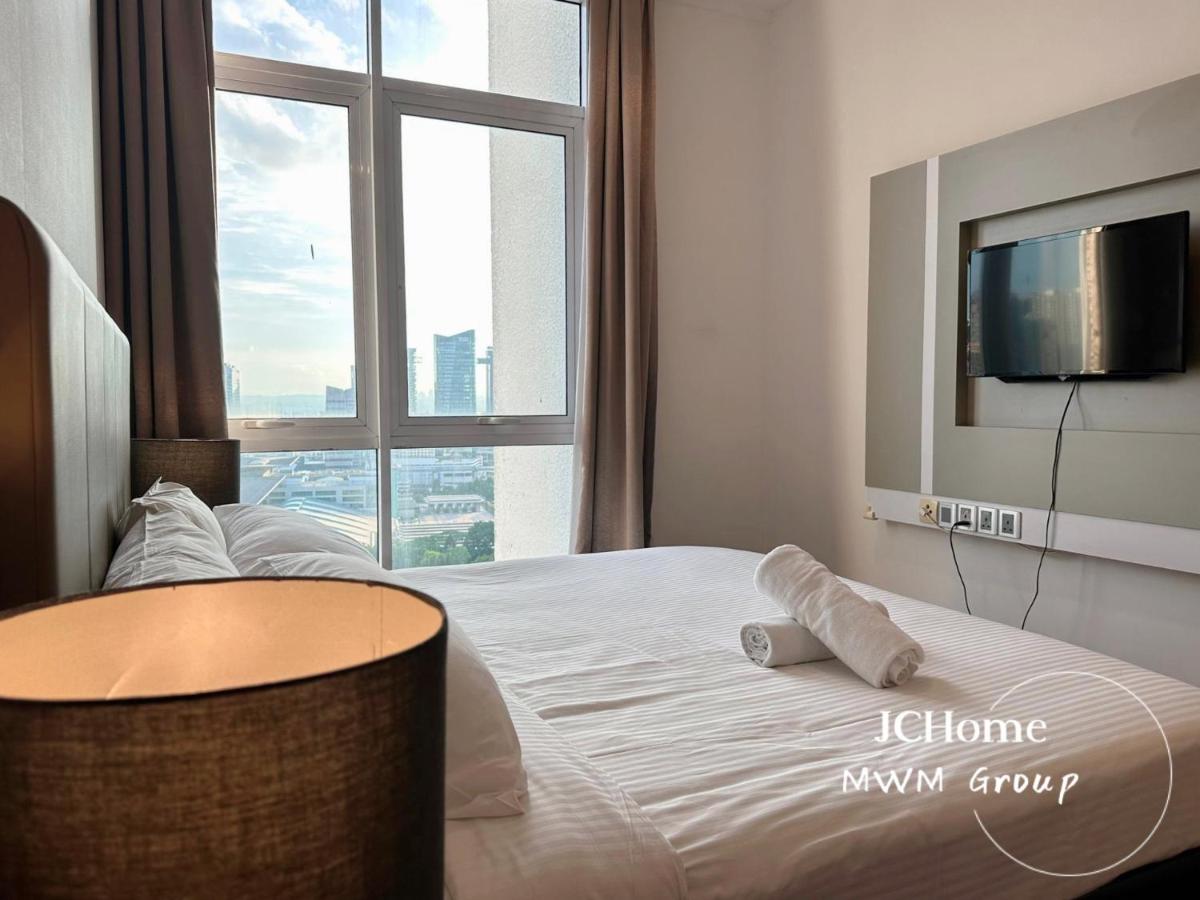 Paragon Suites Jacuzzi Suites by MWM - 2