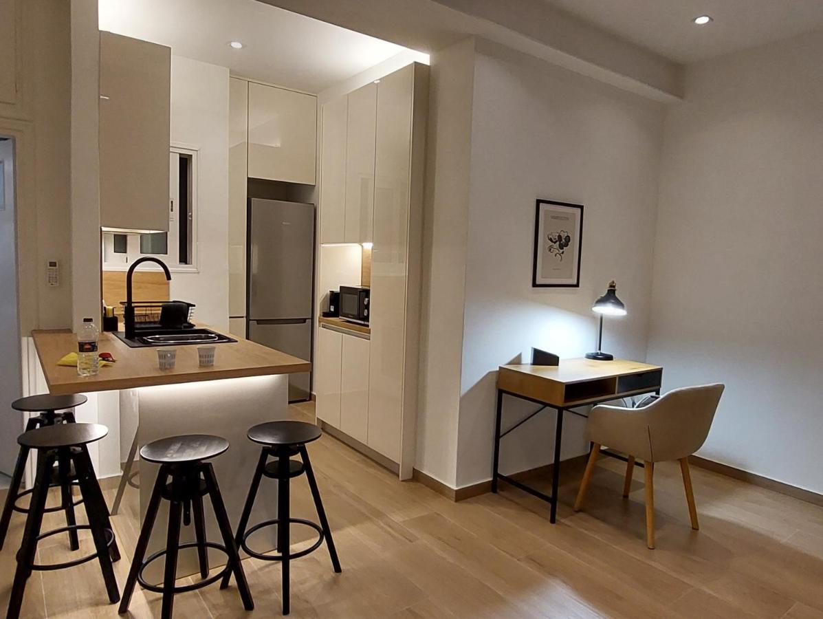 Apartment in Athens near Hilton - 4