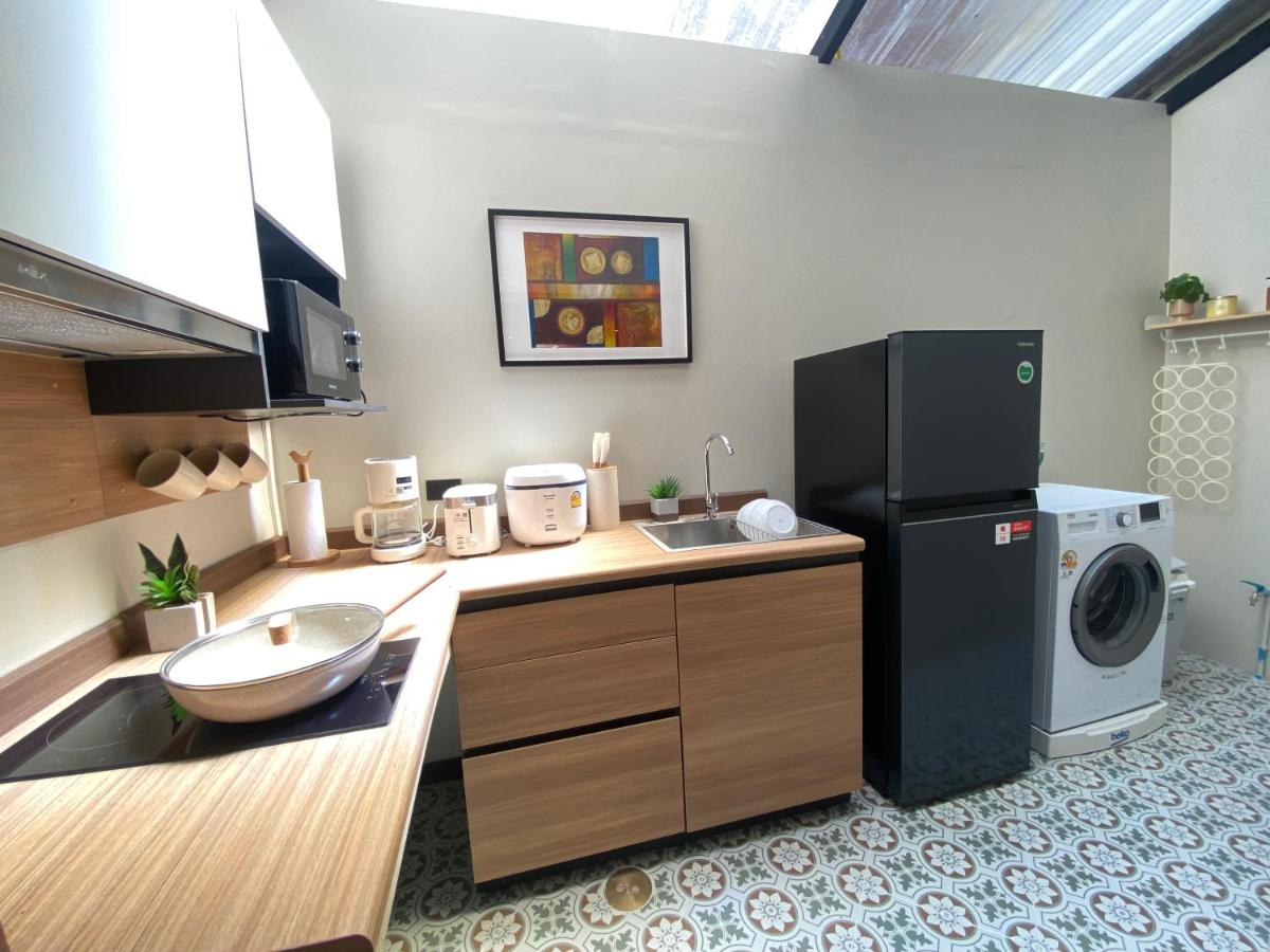 Sea Breeze Villa Patong - 2