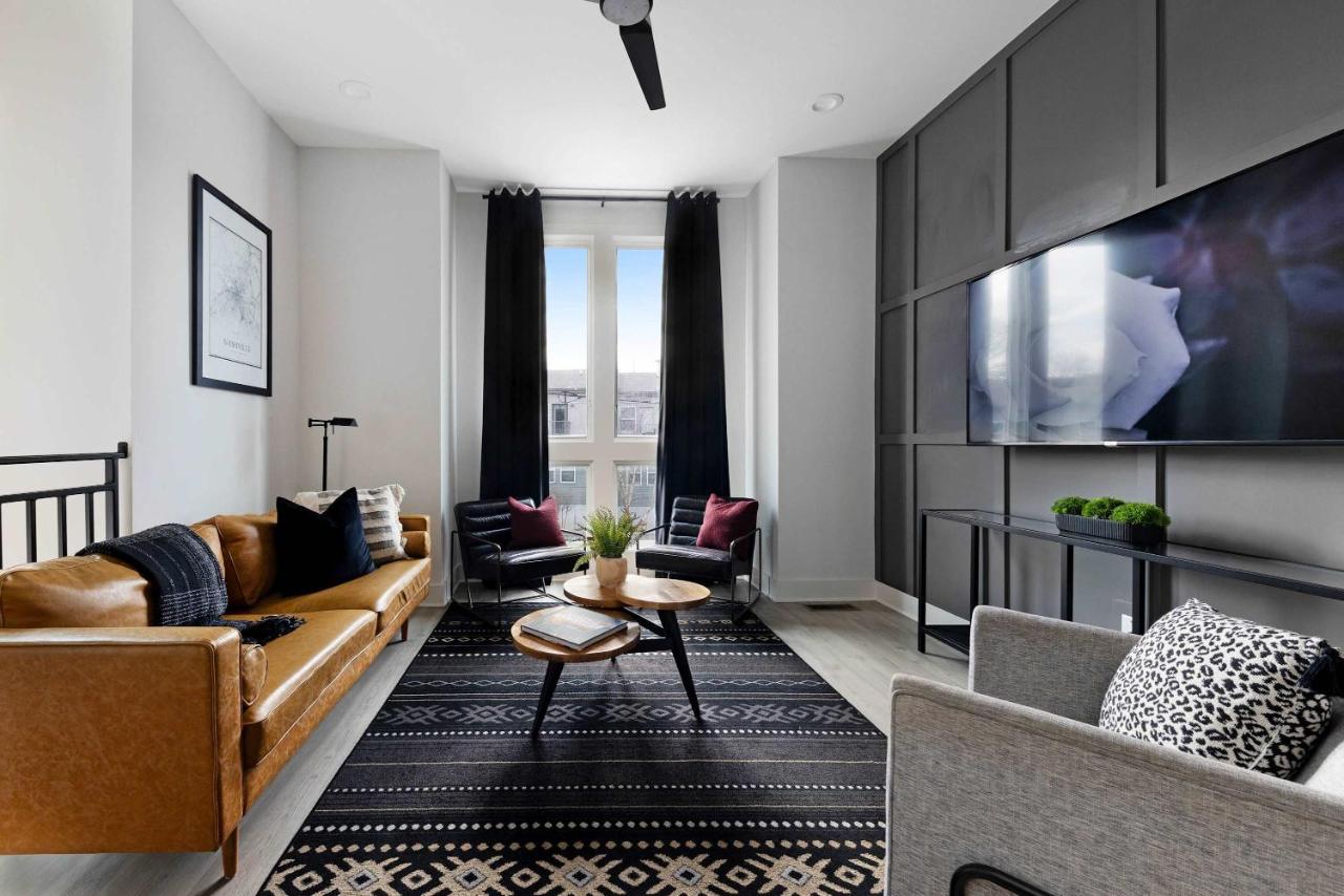 The Camellia & The Bluestem - Two Four Bedroom Homes - 4