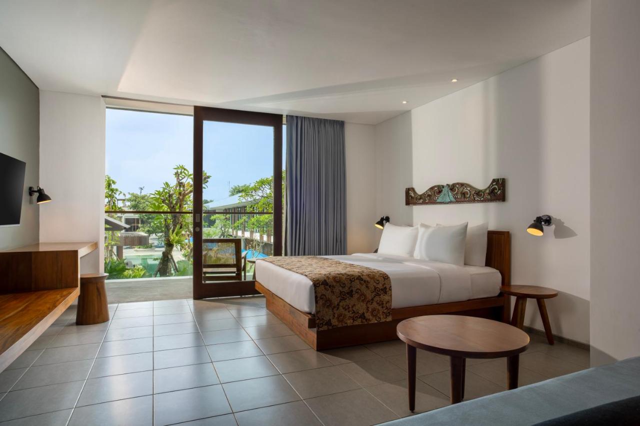 Dialoog Seminyak - 2