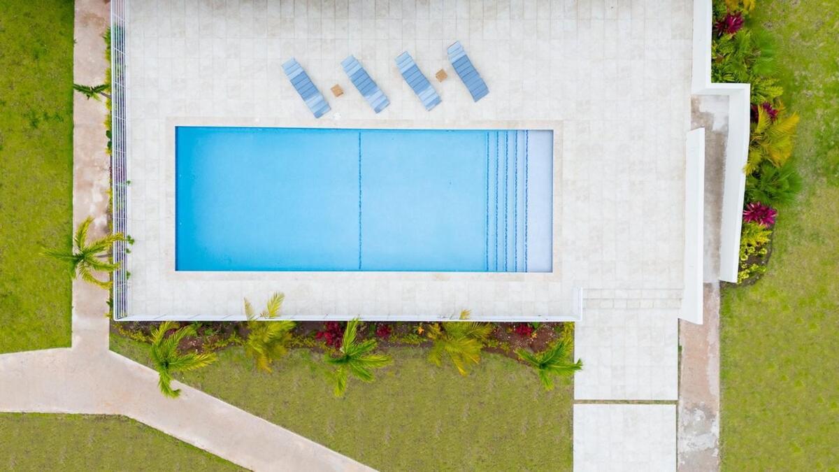 1 BDR Heated Pool- Fitness Center- 24 hr Gated - 5