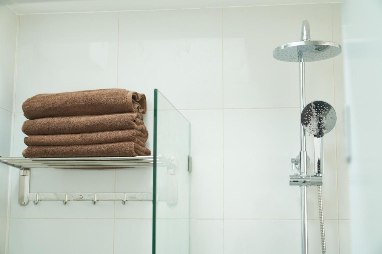 Motel Molly Boutique Rooms Seminyak - 3