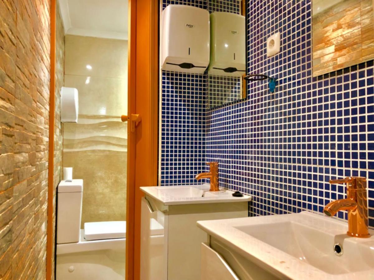 Lisbon Downtown Penthouse Balcony River View - 3