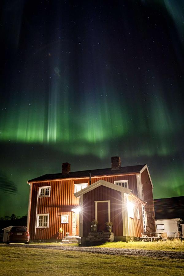 Aurora Lodge Helligskogen with sauna