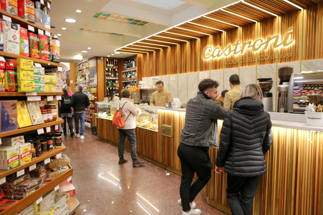 Bright Vatican Apartment - 5