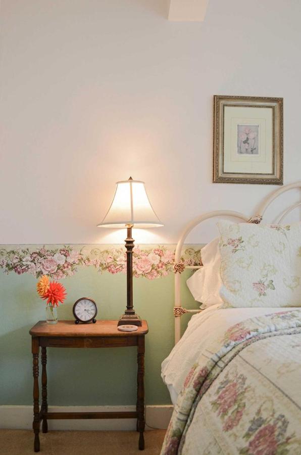 Headlands Inn Bed and Breakfast — photo 10