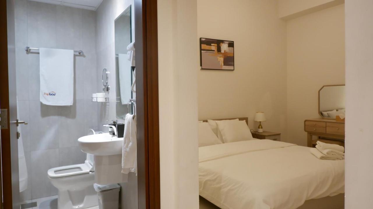 Bliss at the Fields, 5BR Villa with Garden in Meydan - 3