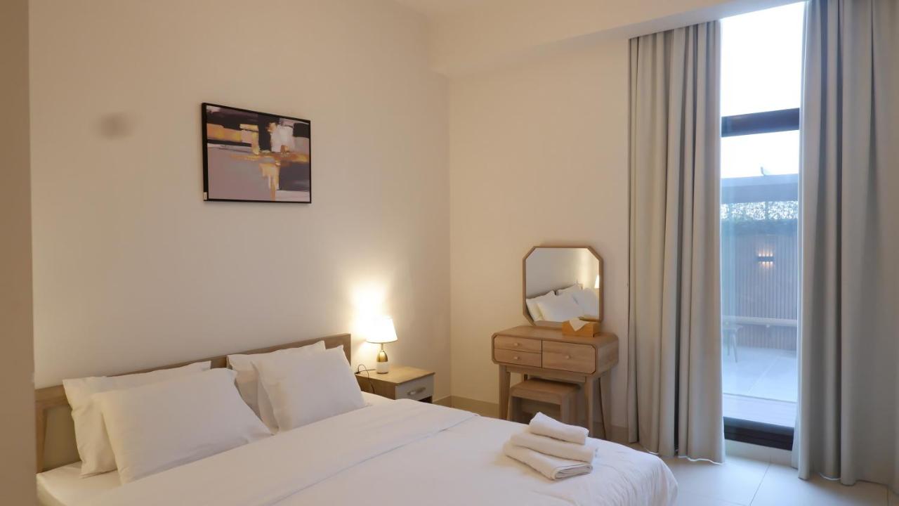 Bliss at the Fields, 5BR Villa with Garden in Meydan - 2