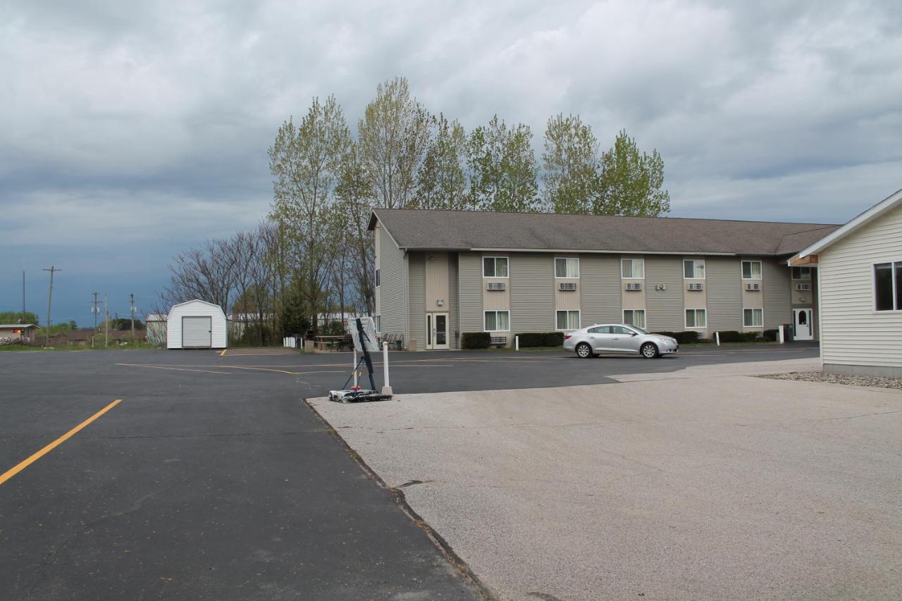 American Host Inn — photo 6