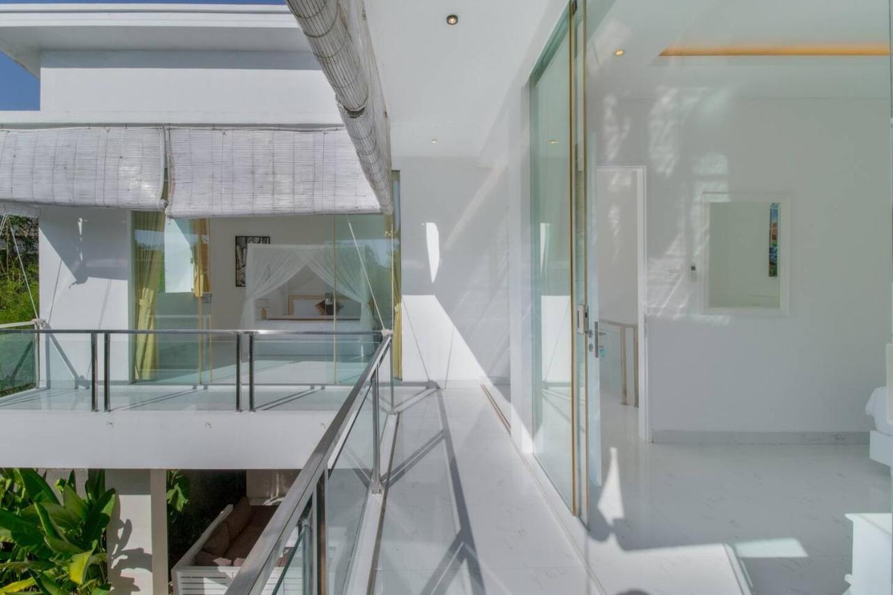 Superb 3 Bed Villa, Walk to Beach, Fast Wi-Fi, - 3