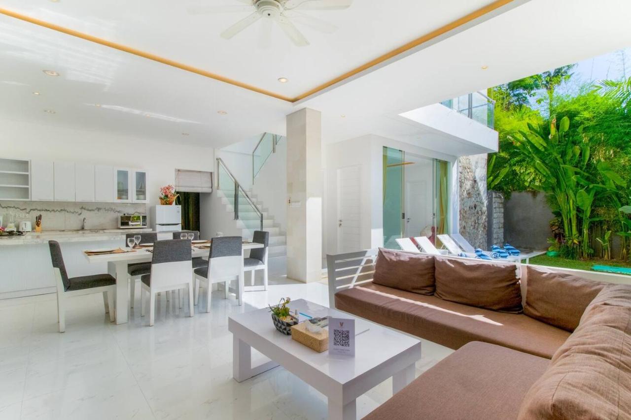 Superb 3 Bed Villa, Walk to Beach, Fast Wi-Fi, - 5