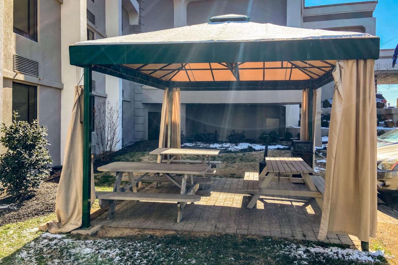 Comfort Inn & Suites Nashville Downtown - Stadium - 4