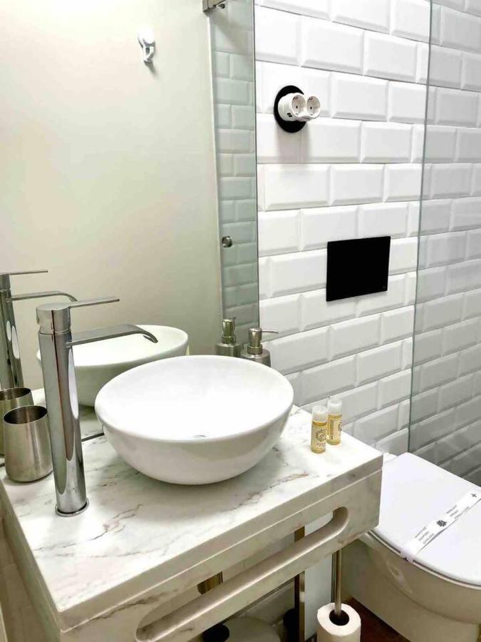 Chiado Brand New Amazing in Lisbon - 3